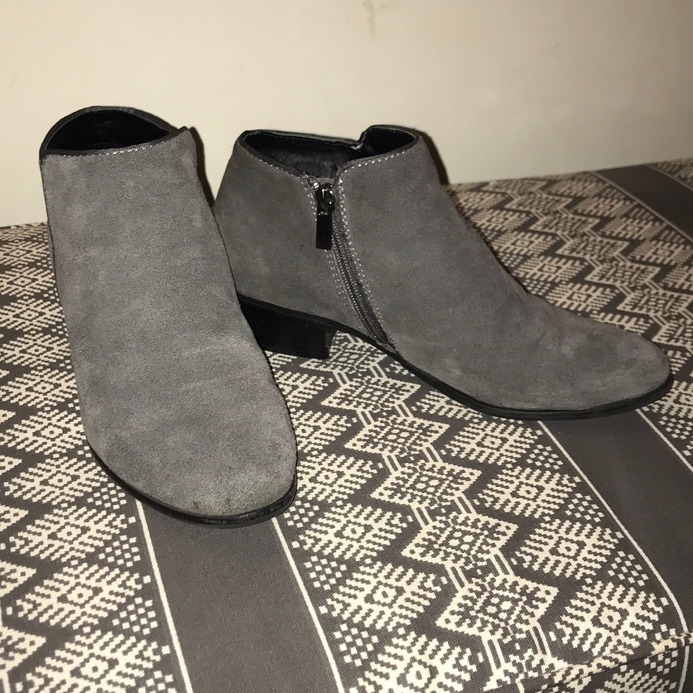 Cute Dark Grey Booties